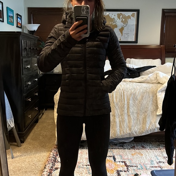 Lululemon jacket - Picture 5 of 7